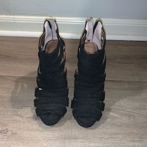 Jessica Simpson heels